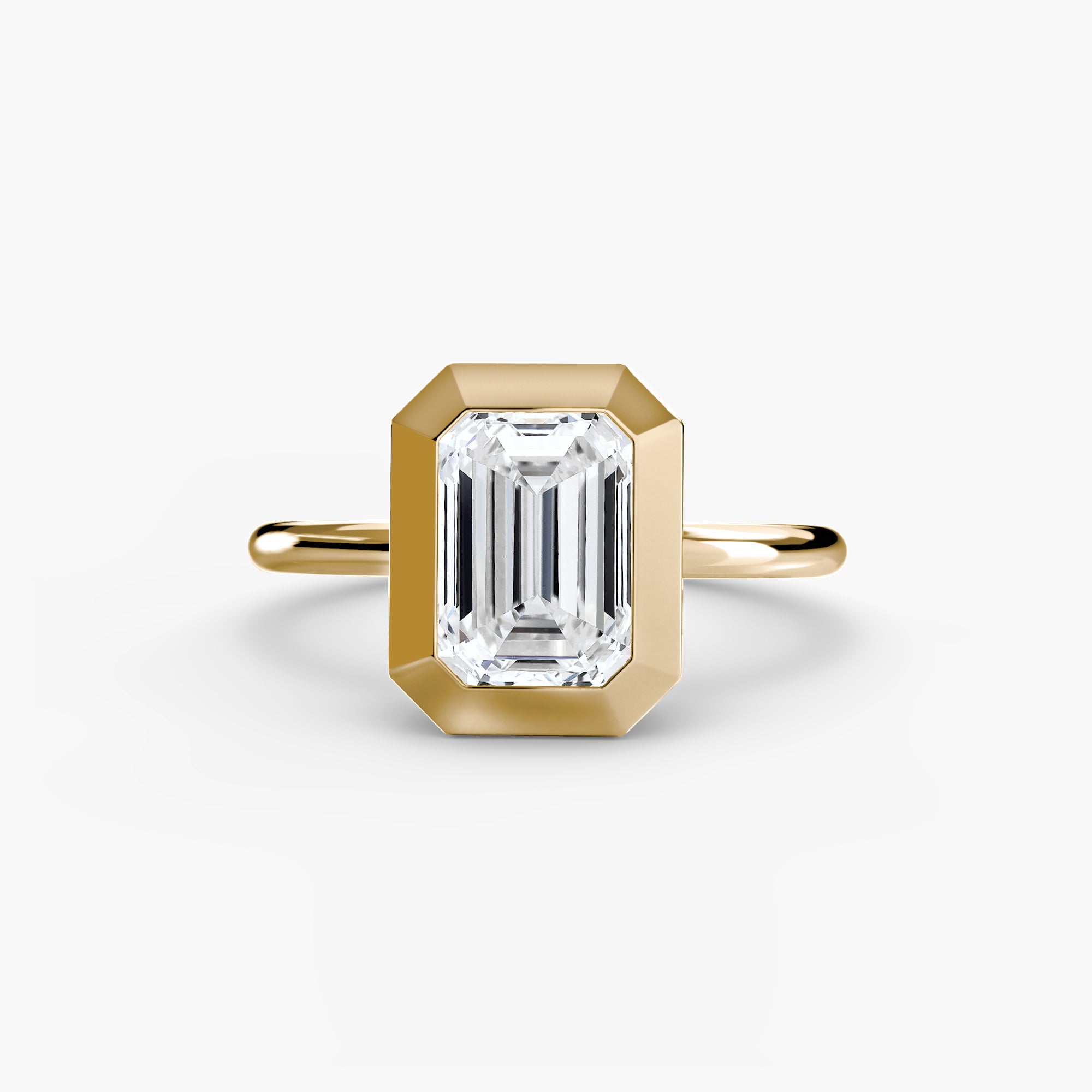 Emerald cut diamond ring in yellow gold - AtelierRings by SKH