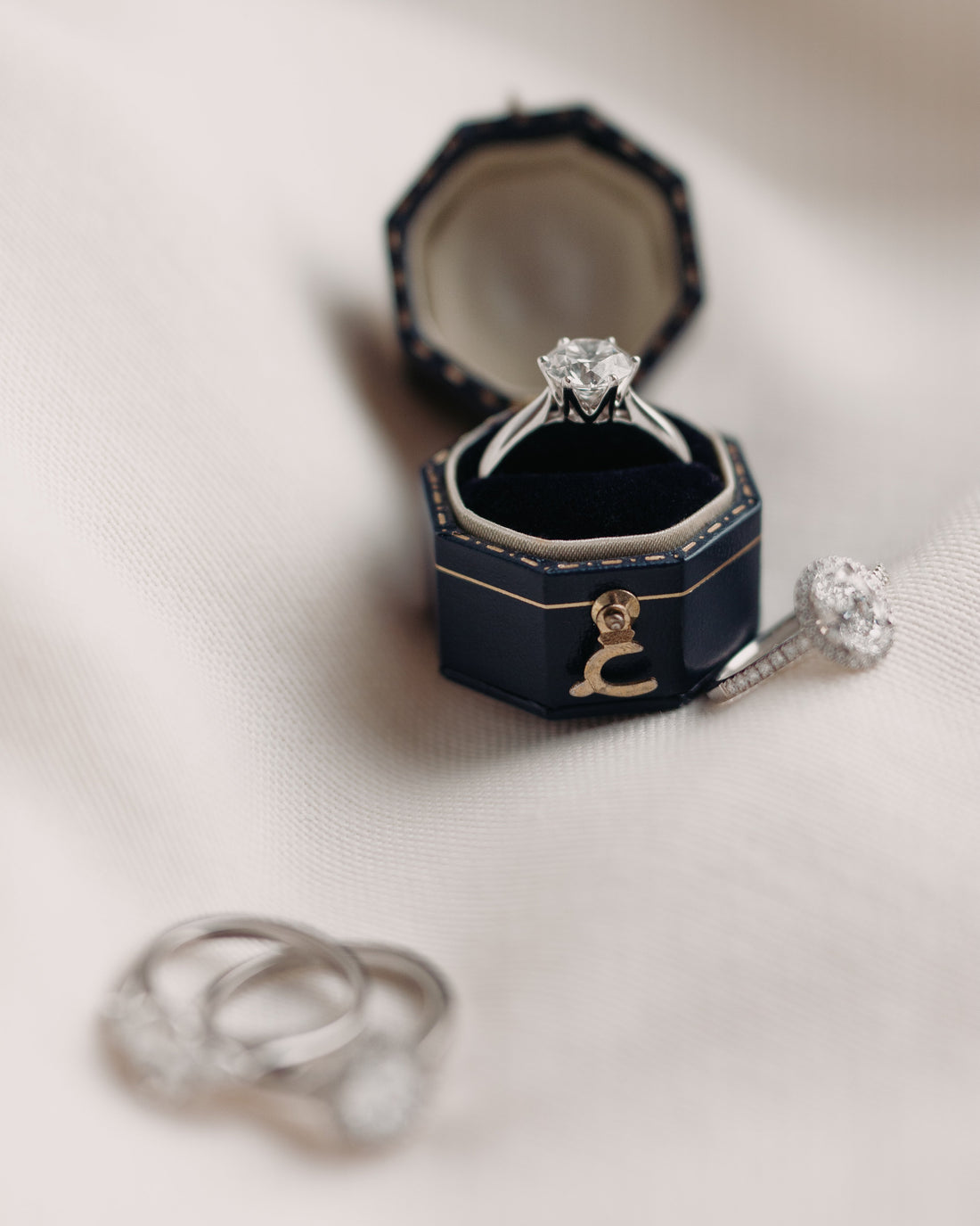 Lab-Grown Diamond vs Natural Diamond: Which Should You Choose?