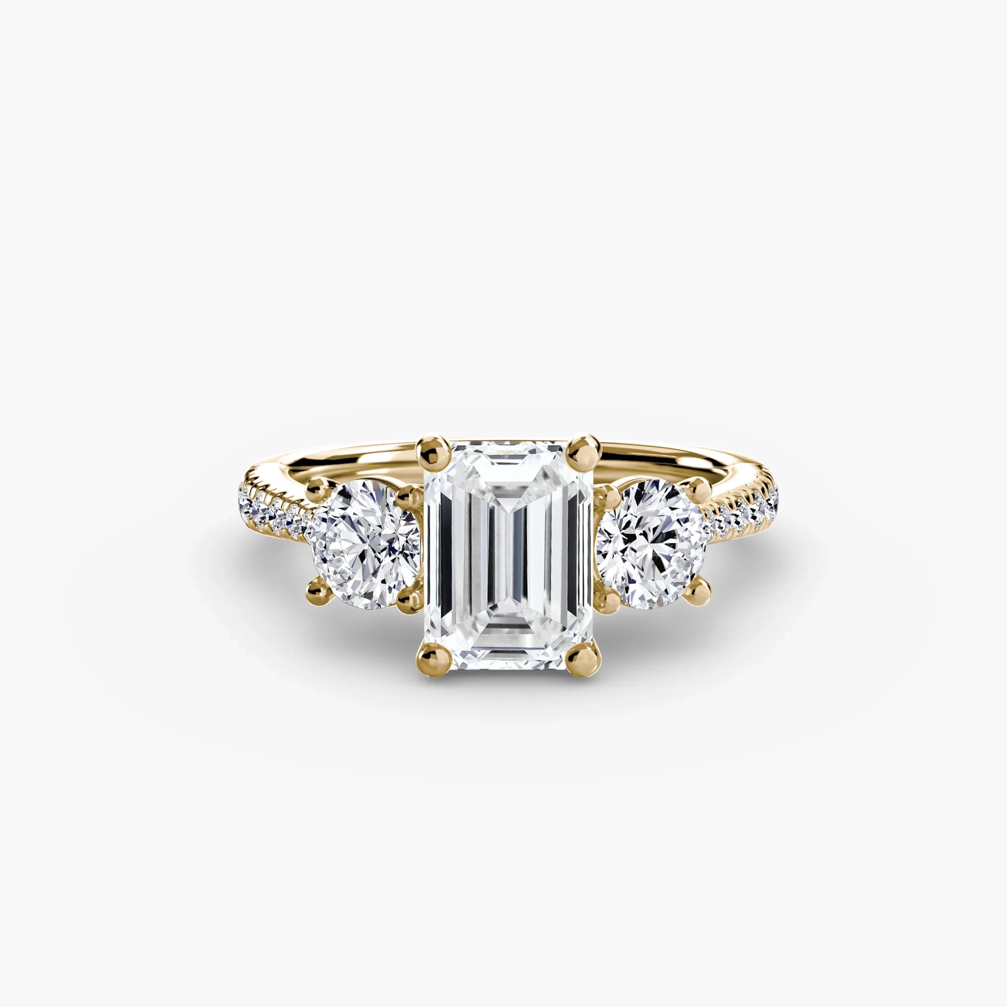Emerald cut diamond ring in yellow gold - AtelierRings by SKH