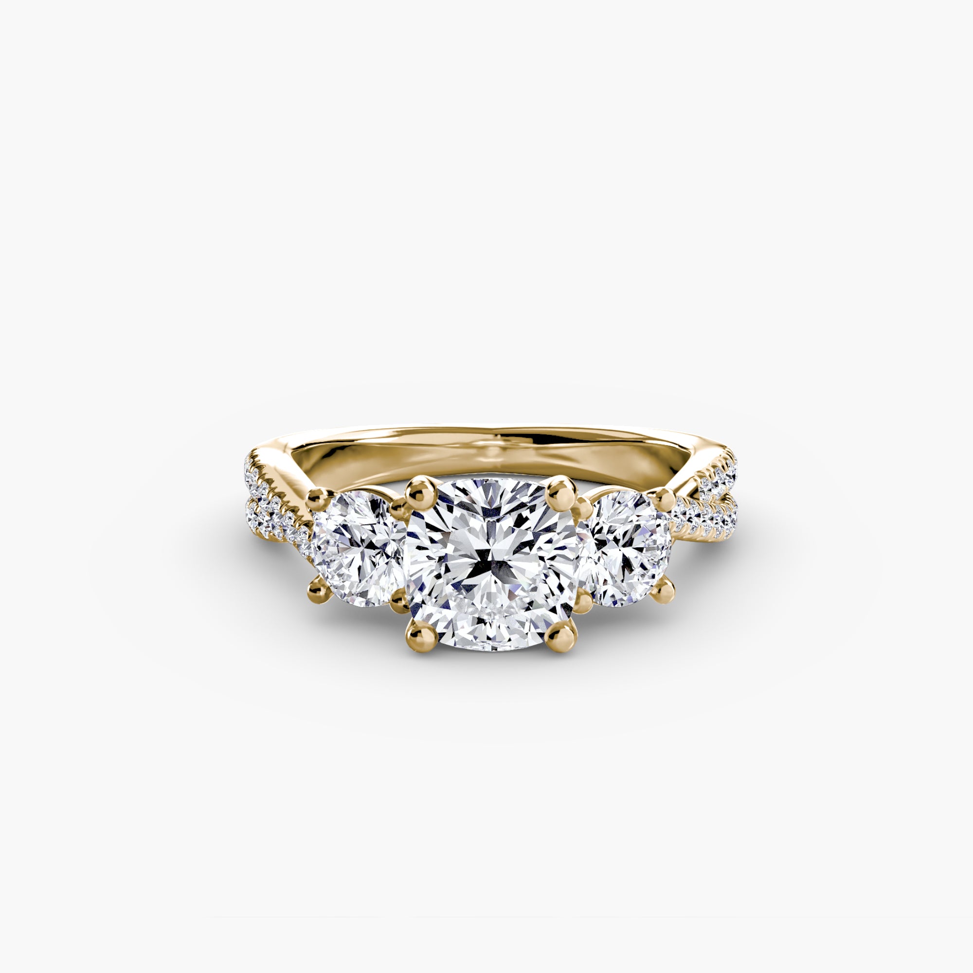 Cushion cut diamond ring in yellow gold - AtelierRings by SKH
