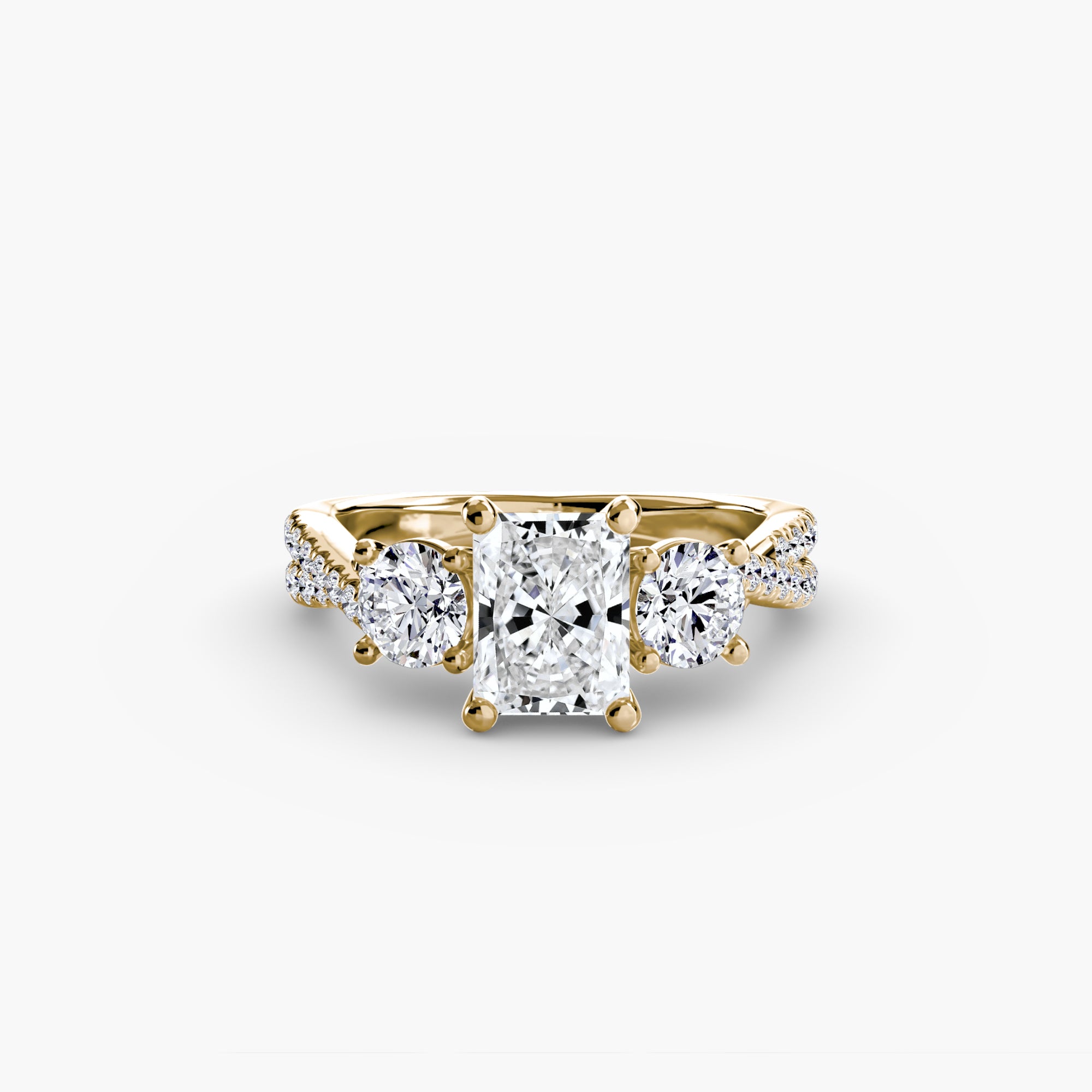 Radiant cut diamond ring in yellow gold - AtelierRings by SKH