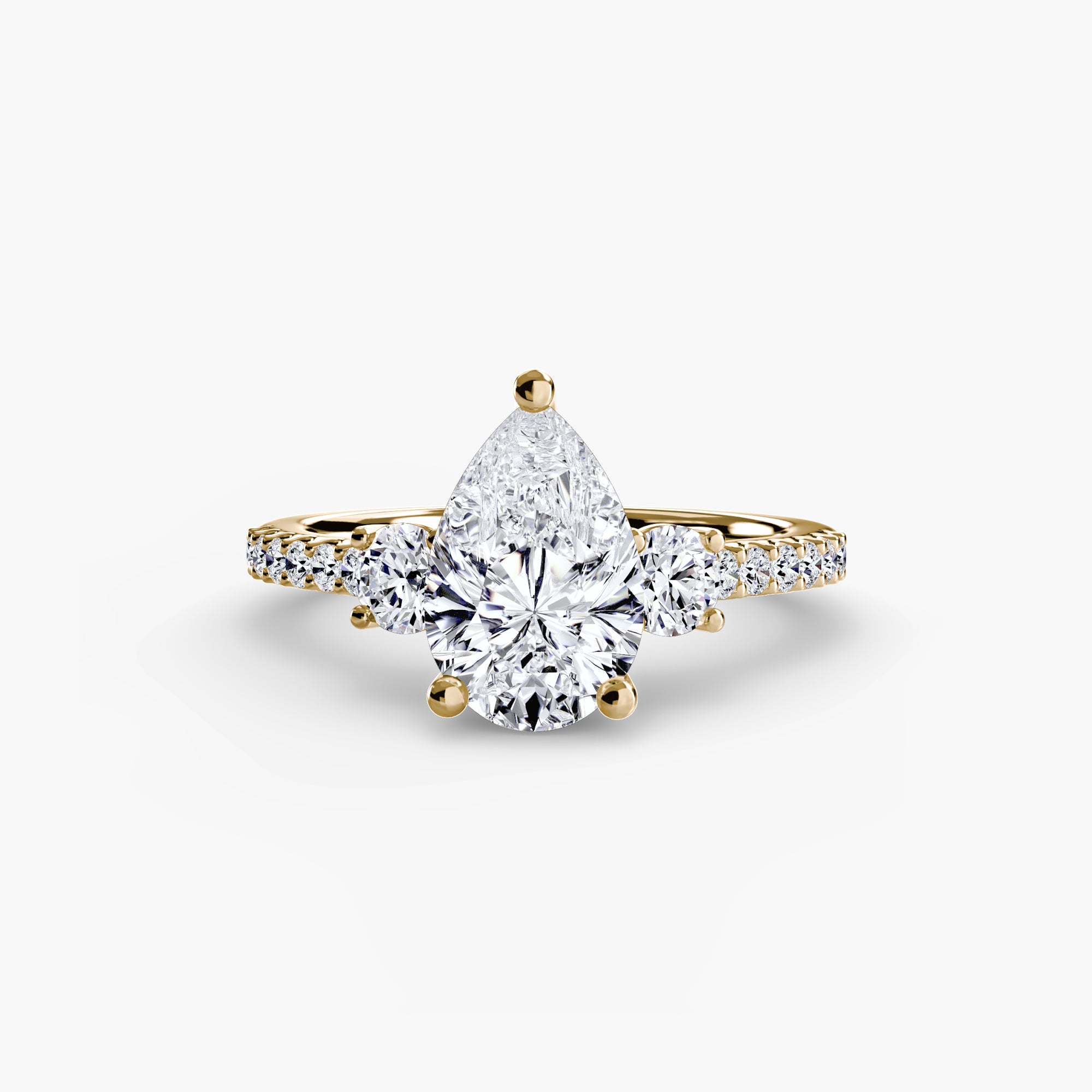 Diamond ring in yellow gold - AtelierRings by SKH