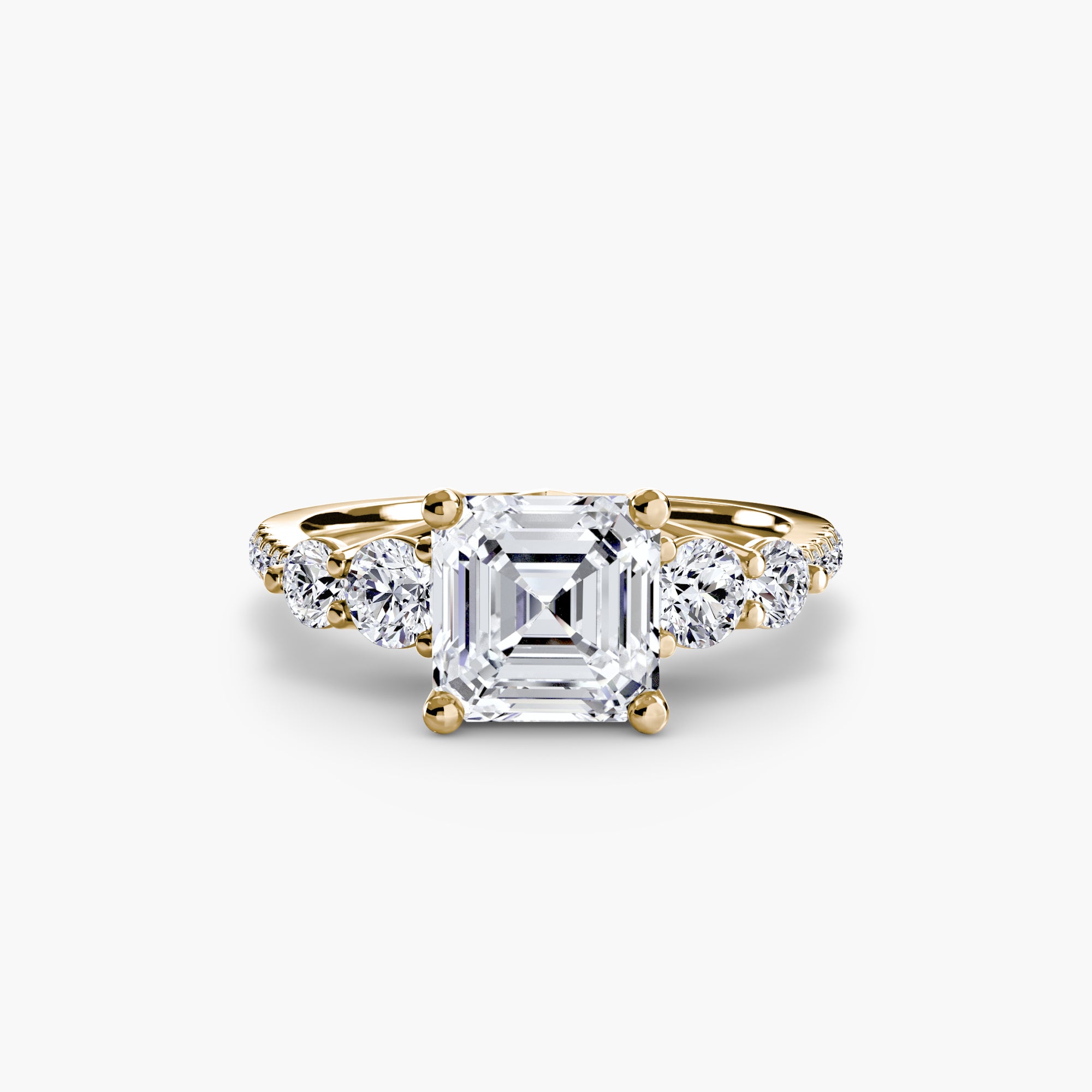 Asscher cut diamond ring in yellow gold - AtelierRings by SKH