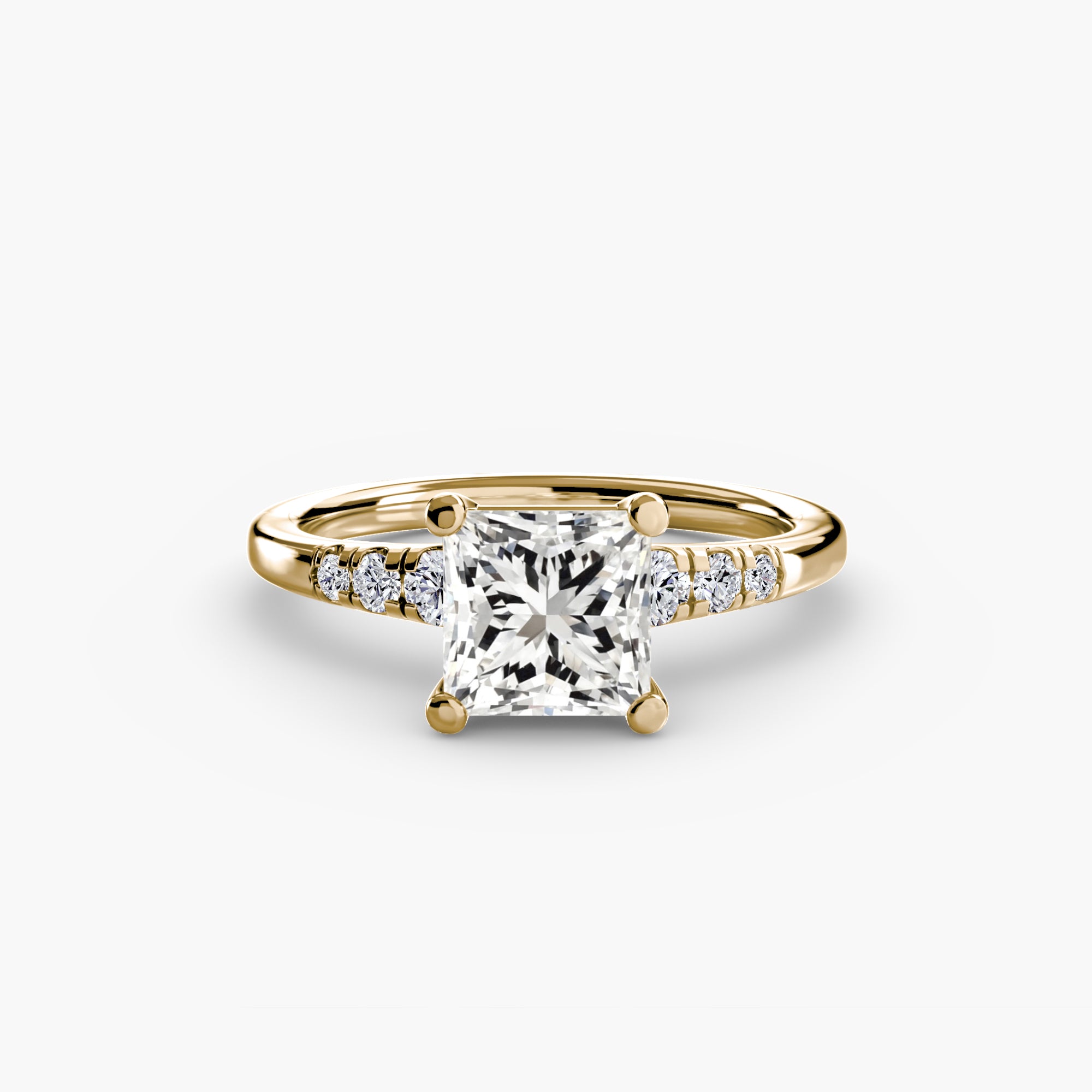 Princess cut diamond ring in yellow gold - AtelierRings by SKH