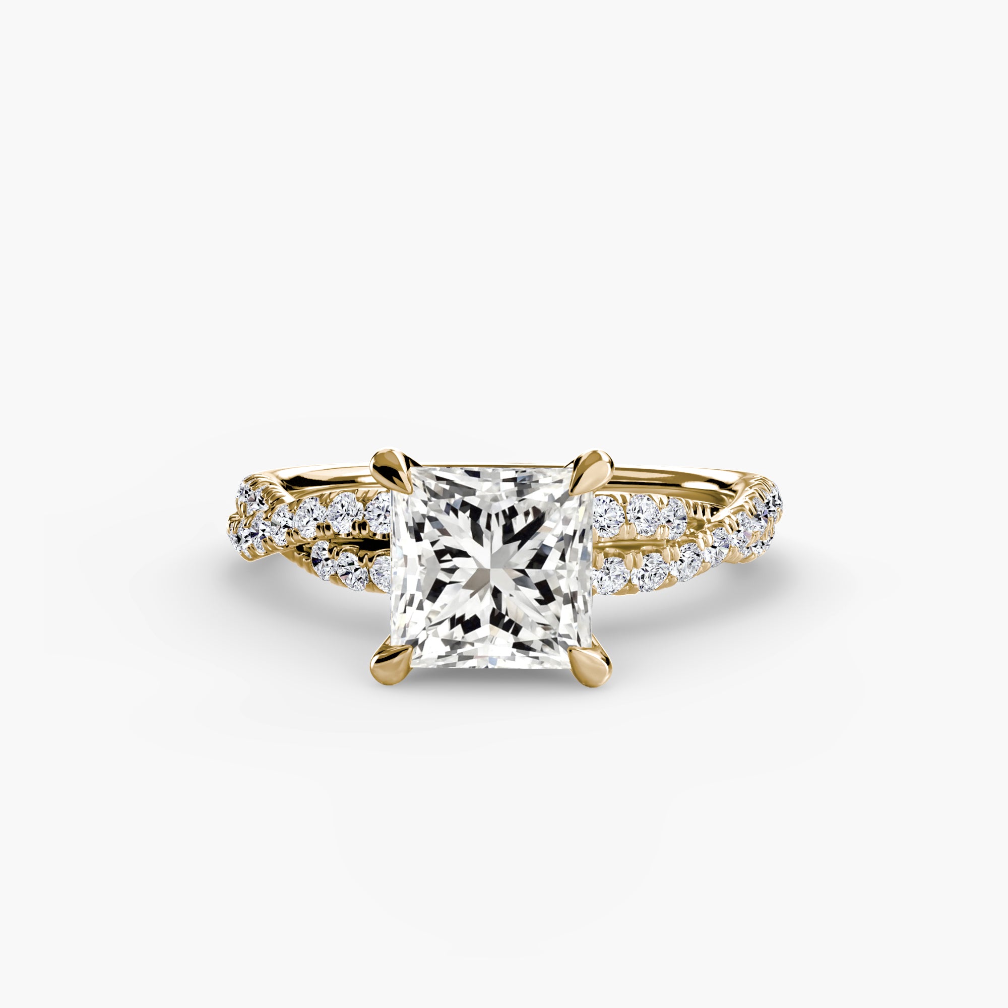 Princess cut diamond ring in yellow gold - AtelierRings by SKH