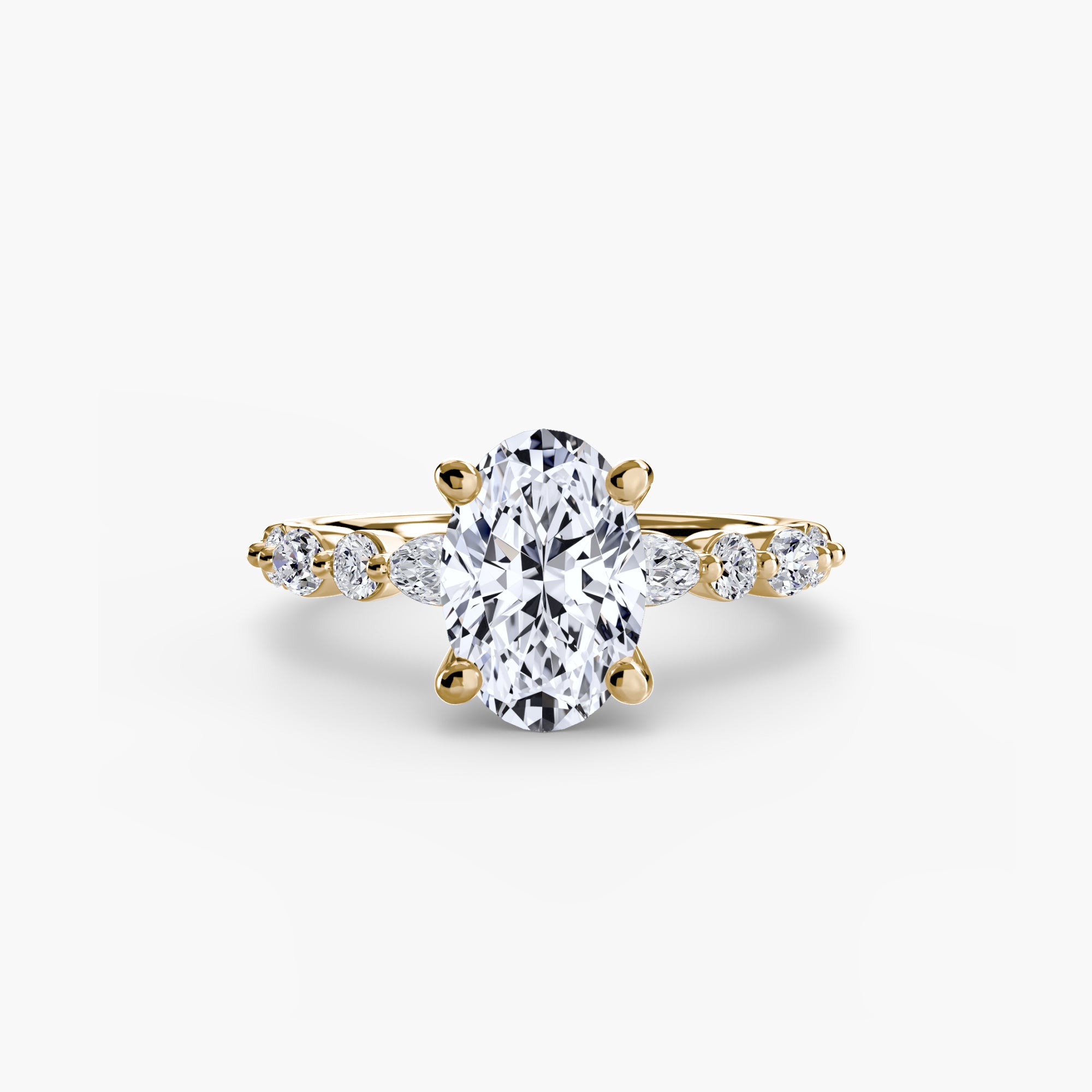 Oval cut diamond ring in yellow gold - AtelierRings by SKH