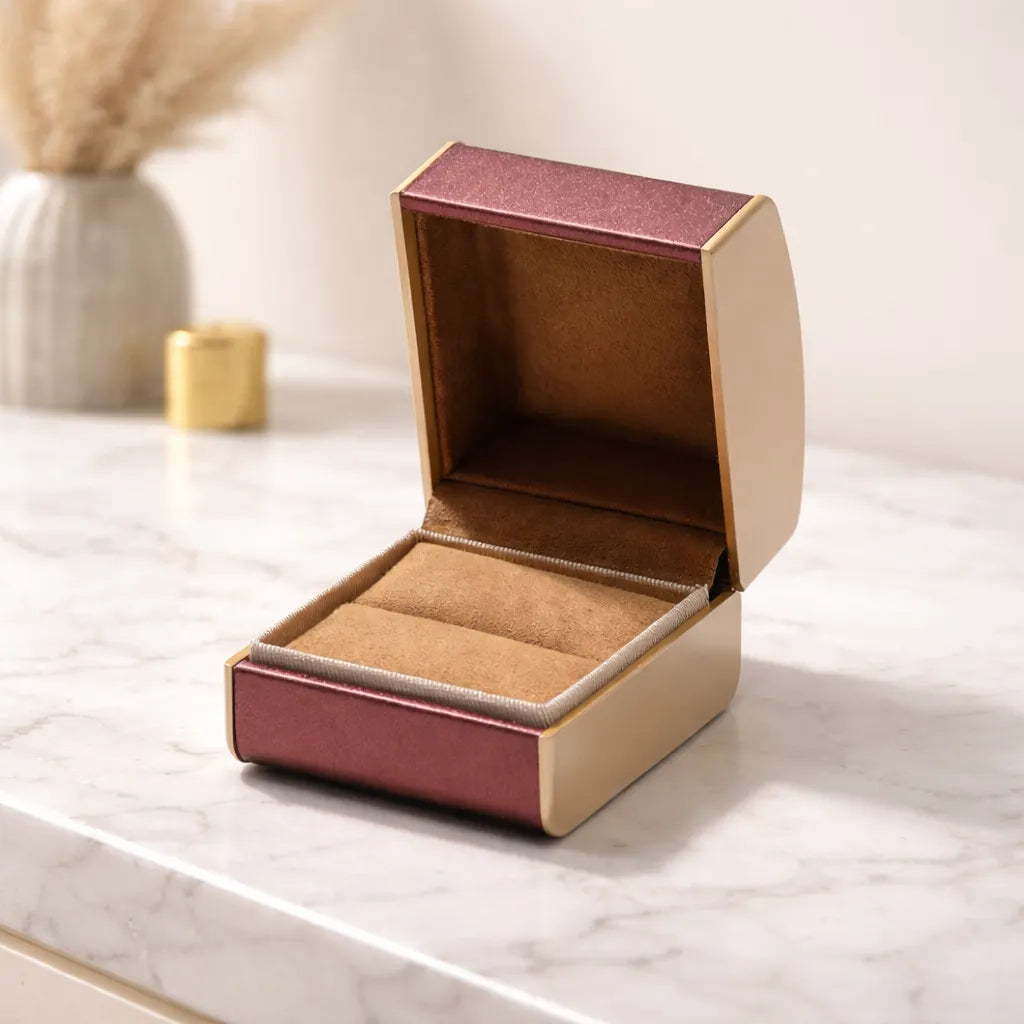 Brushed Leather Ring Box