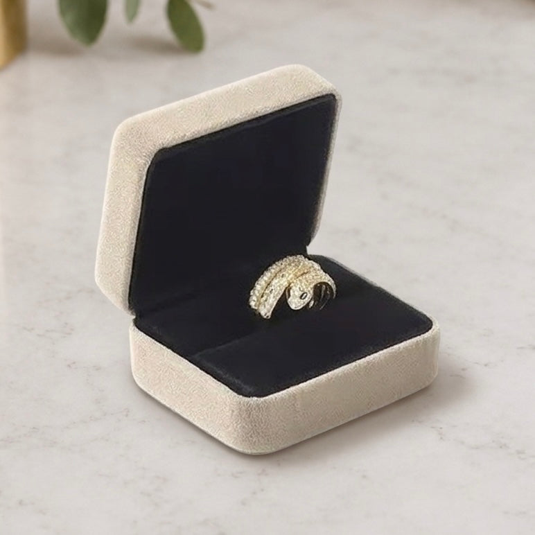 Capri Ring Box
