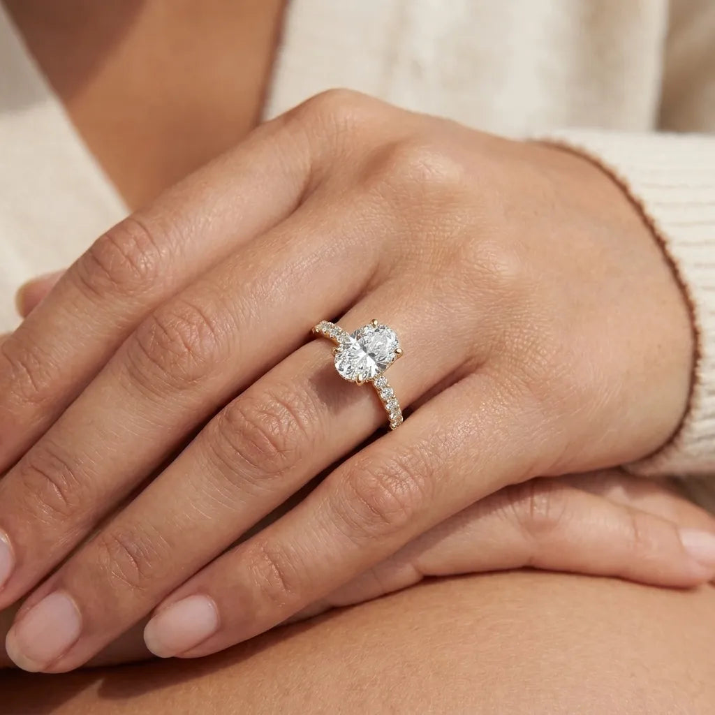 French Pavé Halo - Oval