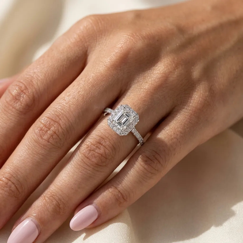 Halo Majesty Signature - Asscher