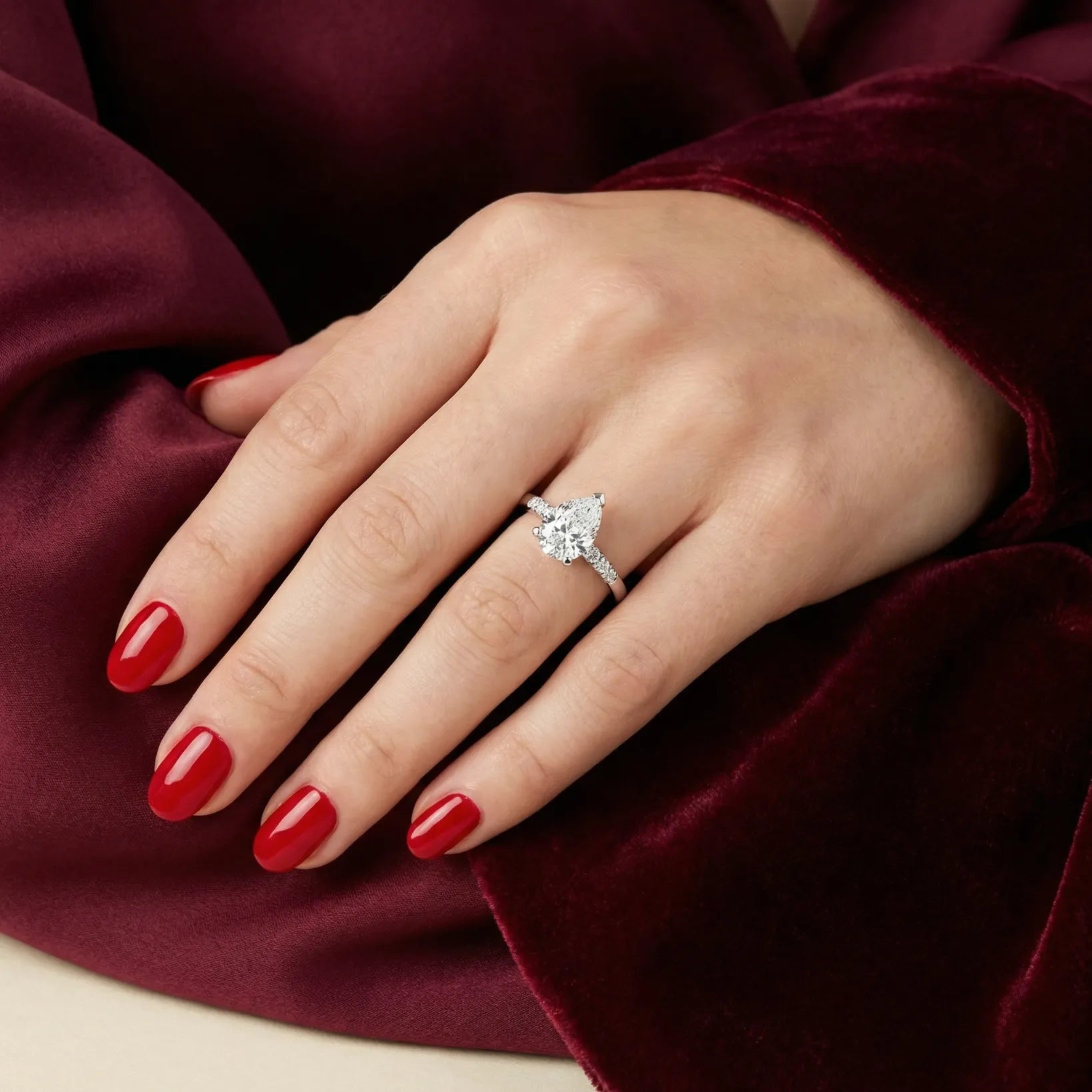 Solitaire Accents - Pear