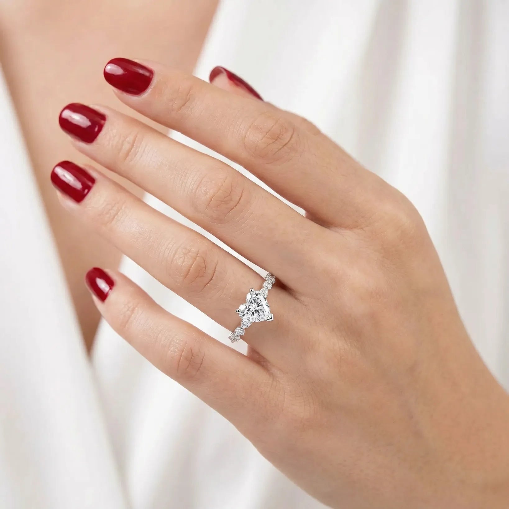 Solitaire Crest - Heart