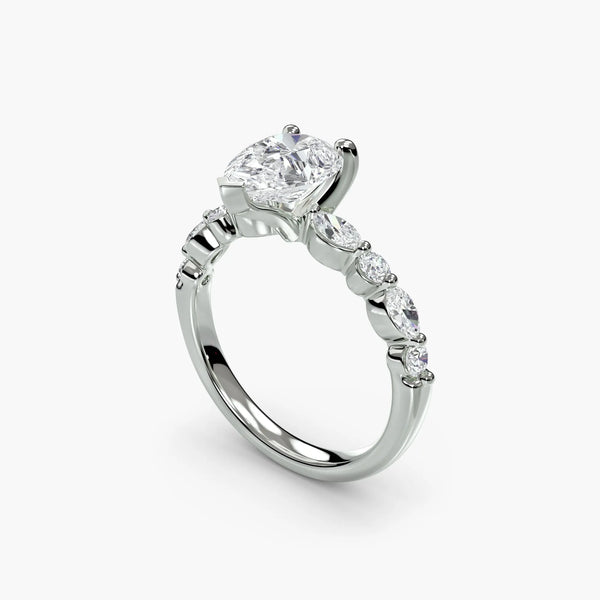 Solitaire Crest - Pear