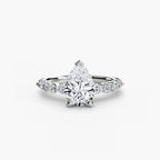 Solitaire Crest - Pear
