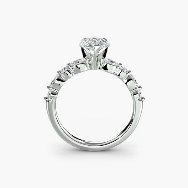 Solitaire Crest - Pear