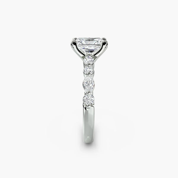 Solitaire Crest - Radiant