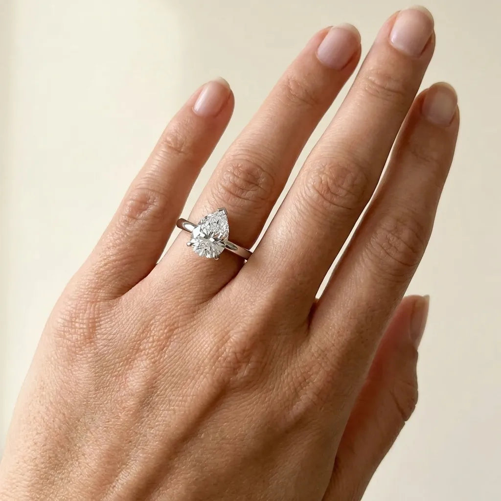 Solitaire Romance - Pear
