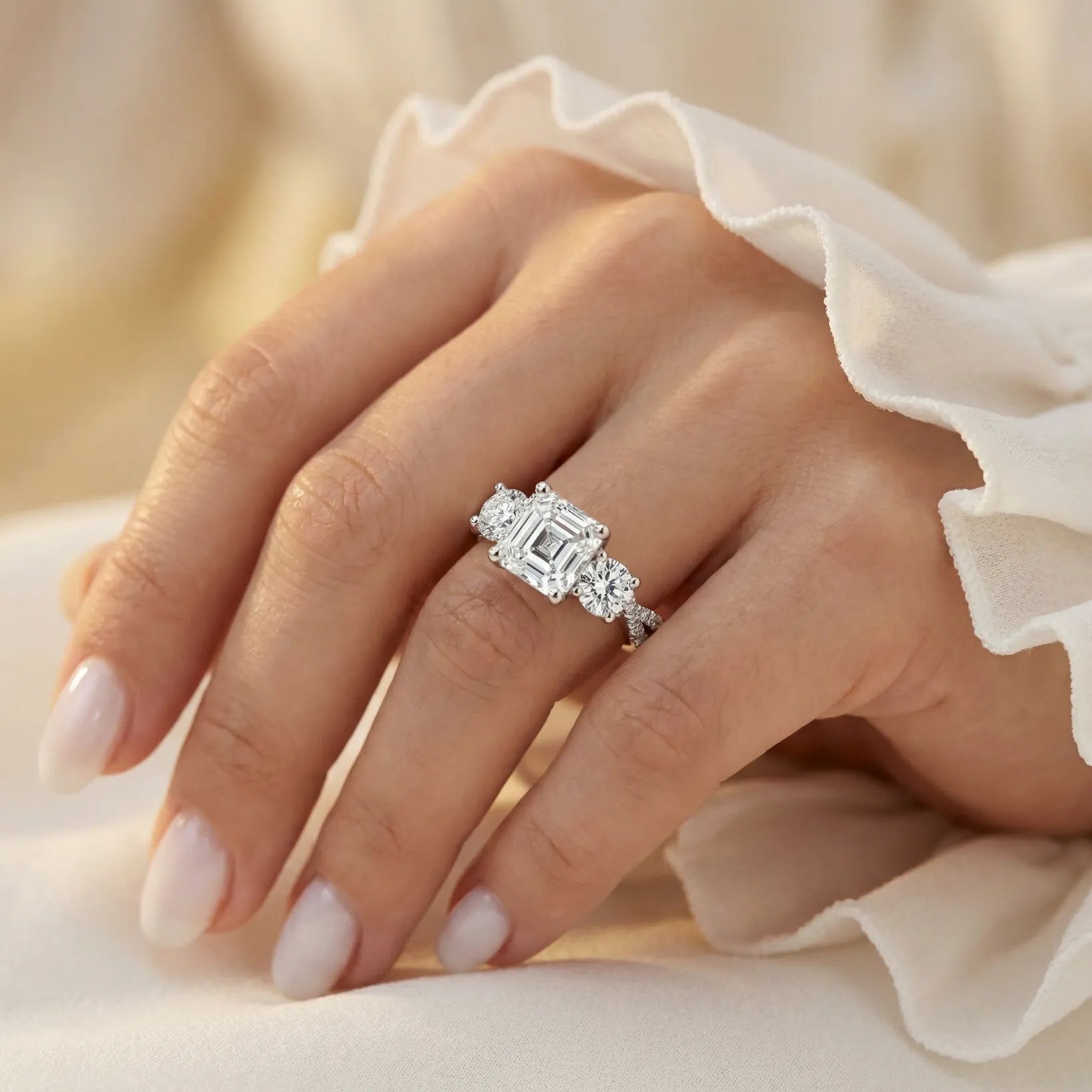 Twisted Pavé Eternity - Asscher