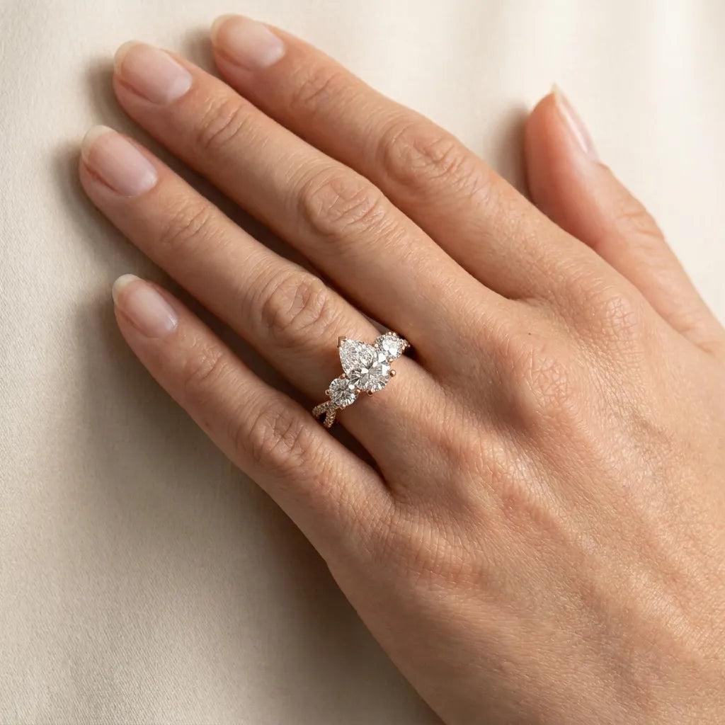 Twisted Pavé Eternity - Pear