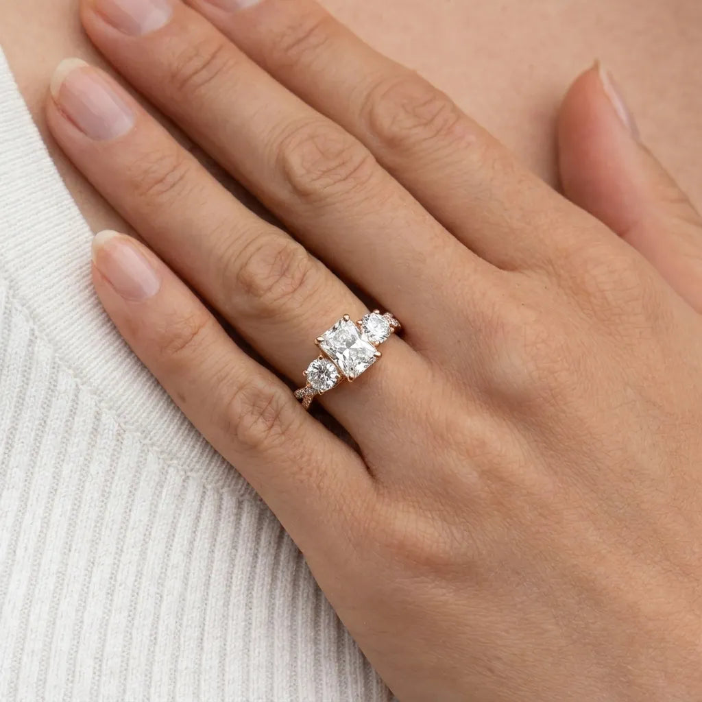 Twisted Pavé Eternity - Radiant