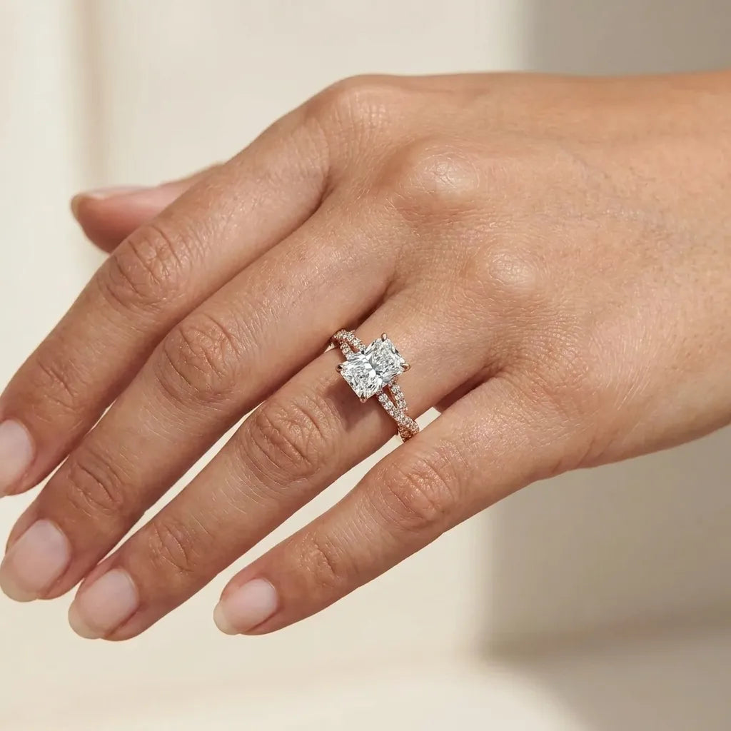 Twisted Pavé Sparkle - Radiant